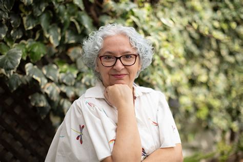 nina escritora splove|Mar Benegas, escritora: “Recuerdo a una niña que me dijo  .